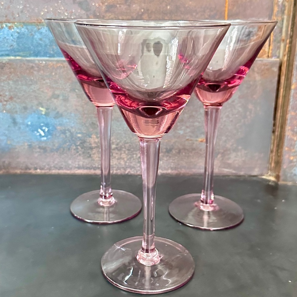 🍸Trio of Sleek Handblown Soft Pink Martini Glasses Sherbets - Mint!